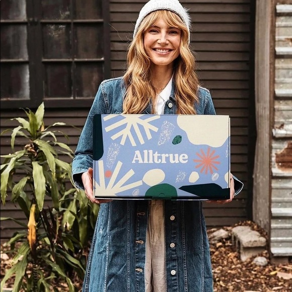 Jules Kae for Alltrue beanie - Picture 4 of 4